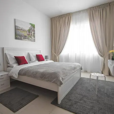 Prime Location 3 Bedroom Beach Front Abu Dhabi Exterior photo